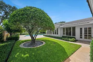 1000 Country Club Dr, North Palm Beach, FL 33408 - Photo 5