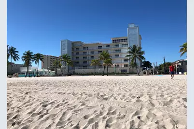 300 Oregon Street #303, Hollywood, FL 33019 - Photo 5