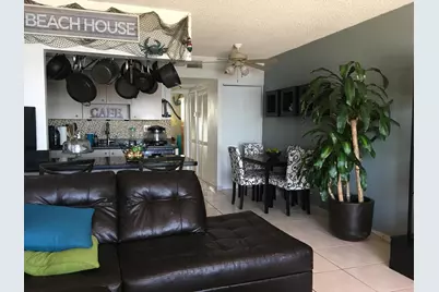 300 Oregon Street #303, Hollywood, FL 33019 - Photo 9
