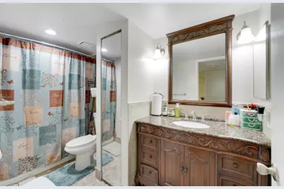 8389 N Coral Circle, North Lauderdale, FL 33068 - Photo 17