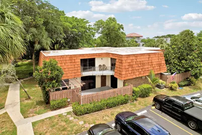 8389 N Coral Circle, North Lauderdale, FL 33068 - Photo 7