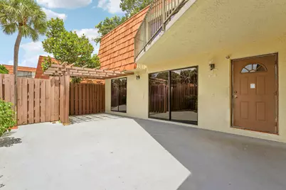 8389 N Coral Circle, North Lauderdale, FL 33068 - Photo 11