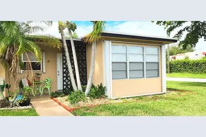 1042 North Drive #D, Delray Beach, FL 33445 - Photo 1