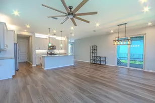 10696 SW Estella Ln, Port Saint Lucie, FL 34987 - Photo 13