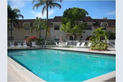 700 SE 2nd Avenue #317, Deerfield Beach, FL 33441 - Photo 5
