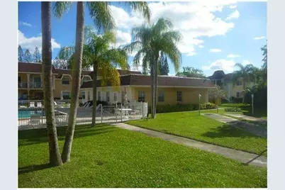 700 SE 2nd Avenue #317, Deerfield Beach, FL 33441 - Photo 9