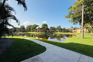 4791 Via Palm Lakes, West Palm Beach, FL 33417 - Photo 27