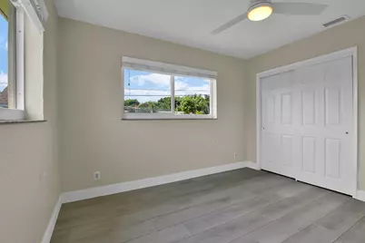 350 NE 29th Street, Boca Raton, FL 33431 - Photo 11