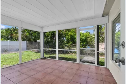 350 NE 29th Street, Boca Raton, FL 33431 - Photo 7