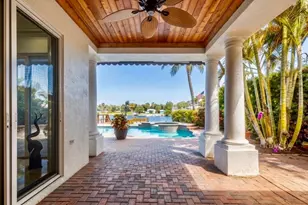 712 Sandy Point Ln, North Palm Beach, FL 33410 - Photo 7