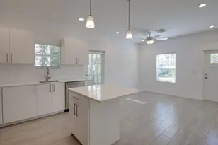 632 11th St, West Palm Beach, FL 33401 - Photo 3