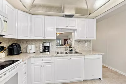 2304 Lucaya Lane #C1, Coconut Creek, FL 33066 - Photo 7