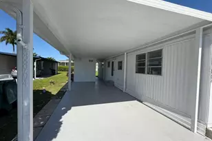 8864 Kings Dr, Boynton Beach, FL 33436 - Photo 3
