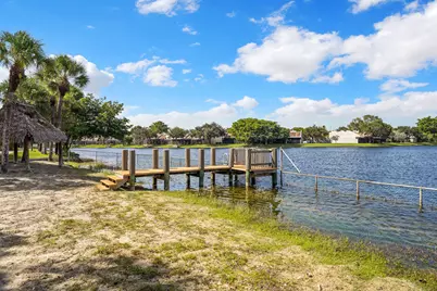 901 Colony Point Circle #207, Pembroke Pines, FL 33026 - Photo 33