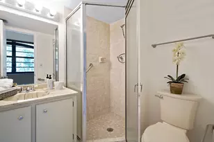 901 Colony Point Cir, Pembroke Pines, FL 33026 - Photo 23