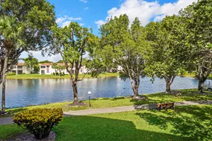 901 Colony Point Cir, Pembroke Pines, FL 33026 - Photo 27