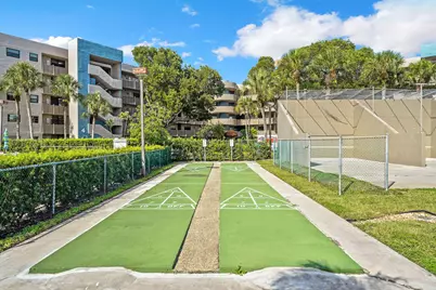 901 Colony Point Circle #207, Pembroke Pines, FL 33026 - Photo 49