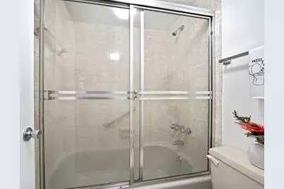 901 Colony Point Circle #207, Pembroke Pines, FL 33026 - Photo 17