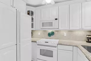 139 Sunrise Ave, Palm Beach, FL 33480 - Photo 17
