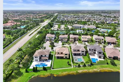 10423 Cobalt Court, Parkland, FL 33076 - Photo 7