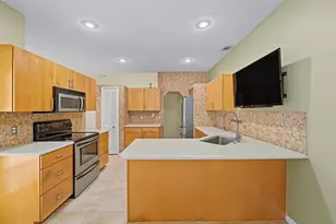 6908 Bronte Cir, Port Saint Lucie, FL 34952 - Photo 25
