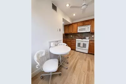 27 Colonial Club Drive #105, Boynton Beach, FL 33435 - Photo 9