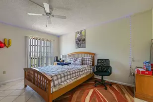 5570 NW 44th St, Lauderhill, FL 33319 - Photo 15