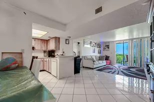 5570 NW 44th St, Lauderhill, FL 33319 - Photo 5