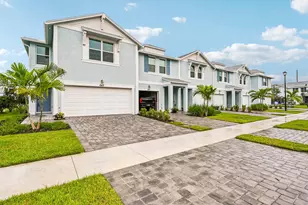 643 Salisbury Cir, Fort Pierce, FL 34982 - Photo 3