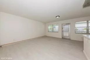 118 Somerset F, West Palm Beach, FL 33417 - Photo 5