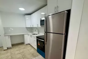 2441 NW 13th St, Miami, FL 33125 - Photo 3