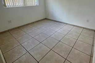 2441 NW 13th St, Miami, FL 33125 - Photo 7