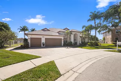 6691 Segovia Way, Pembroke Pines, FL 33331 - Photo 7
