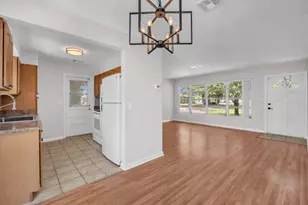 145 Greenbrier Dr, Palm Springs, FL 33461 - Photo 13