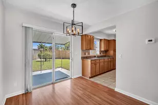 145 Greenbrier Dr, Palm Springs, FL 33461 - Photo 25