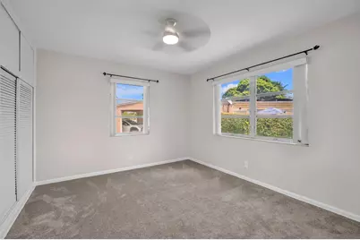 145 Greenbrier Drive, Palm Springs, FL 33461 - Photo 27