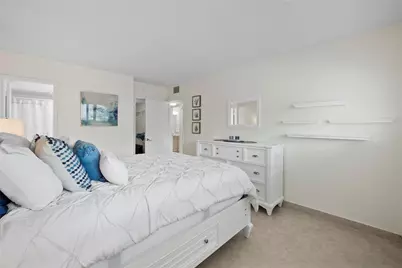1340 NE 28th Avenue #242, Pompano Beach, FL 33062 - Photo 13