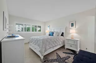 1340 NE 28th Ave, Pompano Beach, FL 33062 - Photo 15