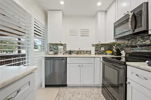 1340 NE 28th Ave, Pompano Beach, FL 33062 - Photo 5