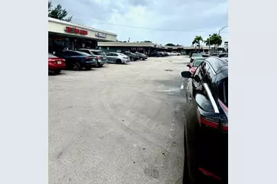 400 E Oakland Park Boulevard #404, Oakland Park, FL 33334 - Photo 7