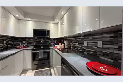 20335 W Country Club Drive #2408, Aventura, FL 33180 - Photo 13
