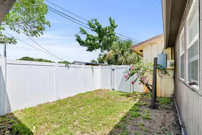 1102 Florence Road, Lantana, FL 33462 - Photo 17