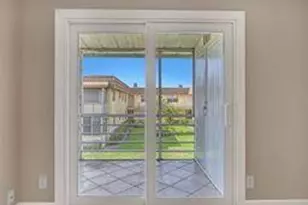 81 Saxony B, Delray Beach, FL 33446 - Photo 17