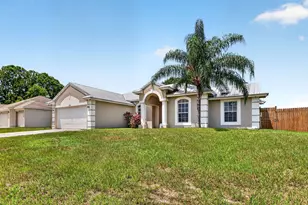 1561 SW Gadsan Ave, Port Saint Lucie, FL 34953 - Photo 3