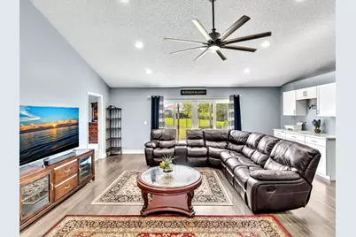 9393 Laurel Green Drive, Boynton Beach, FL 33437 - Photo 11