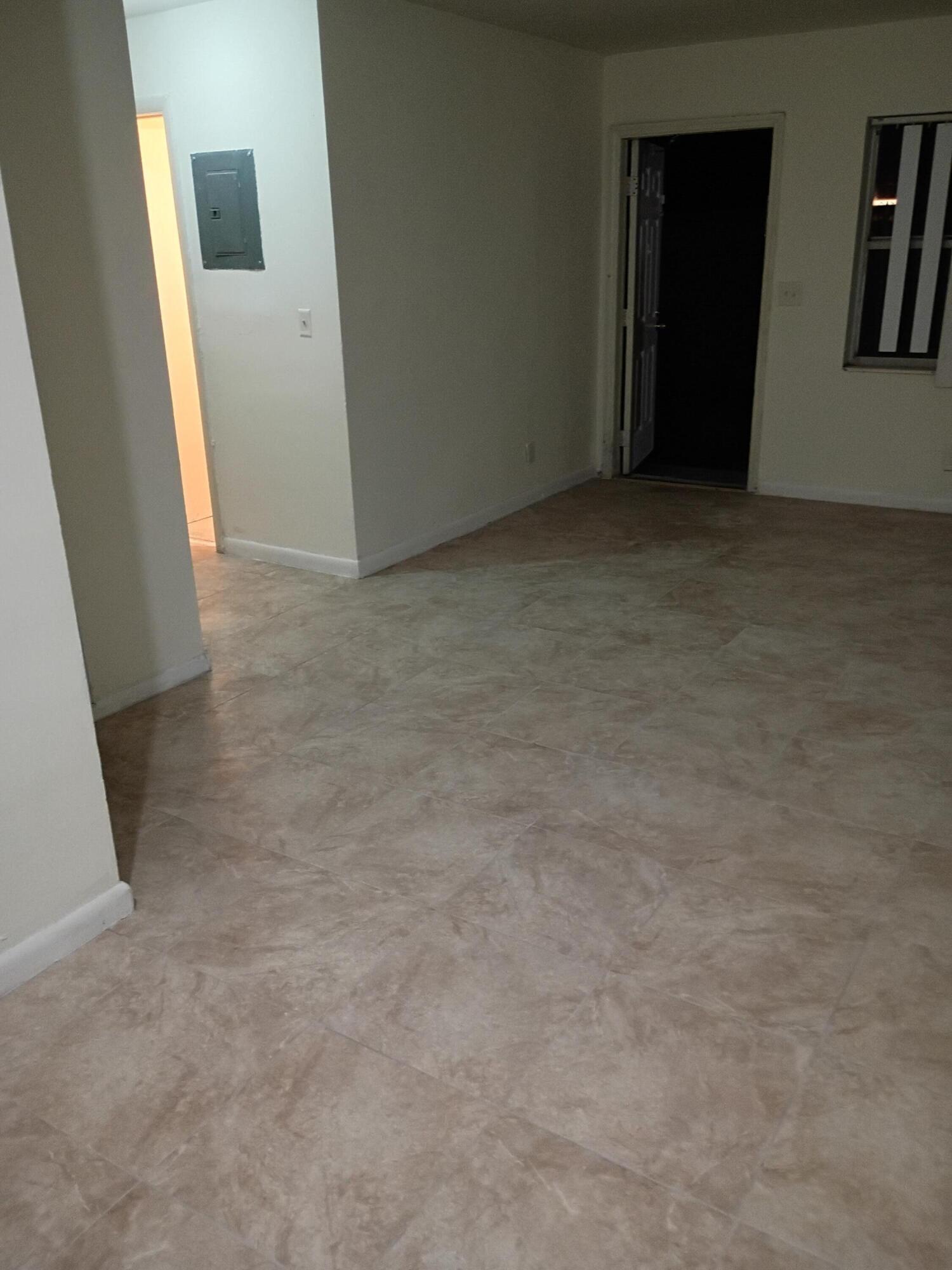 1845 NW 55th Ave #4 - 1845 NW 55th Ave #4, Lauderhill, FL 33313 Luxury Property | Jose Angel Pina