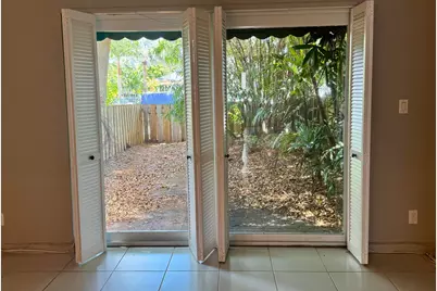 690 SE 23rd Avenue #4, Pompano Beach, FL 33062 - Photo 11