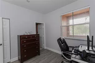 14387 SW 9th Ct, Pembroke Pines, FL 33027 - Photo 17