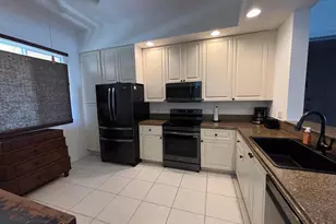 12 Harbour Isle Dr W, Fort Pierce, FL 34949 - Photo 3