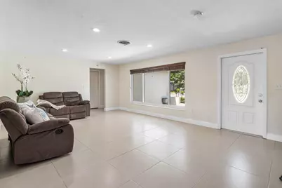 1620 SW 4th Avenue, Pompano Beach, FL 33060 - Photo 7